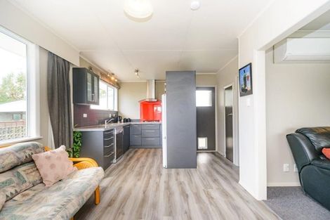 Photo of property in 44 Holdsworth Avenue, Milson, Palmerston North, 4414