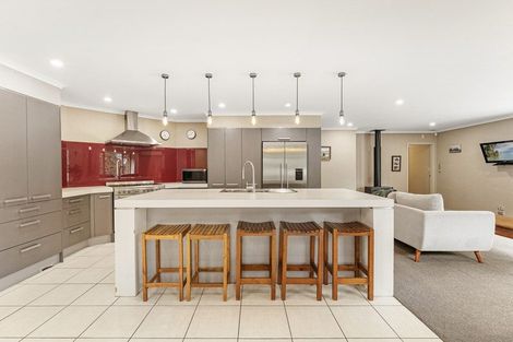 Photo of property in 38 Merriman Place, Pyes Pa, Tauranga, 3112