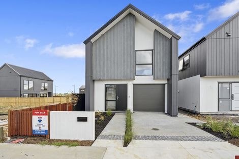 Photo of property in 14 Hampshire Lane, Karaka, 2580