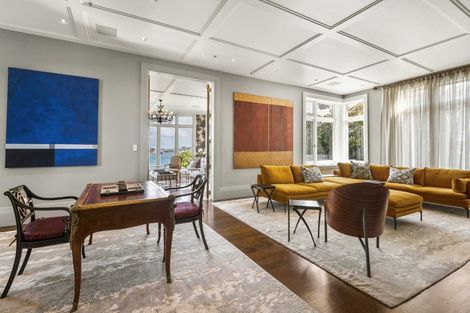 Photo of property in 21 Stanley Point Road, Stanley Point, Auckland, 0624