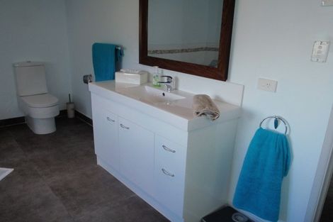 Photo of property in 84 Hindmarsh Drive, Rangatira Park, Taupo, 3330