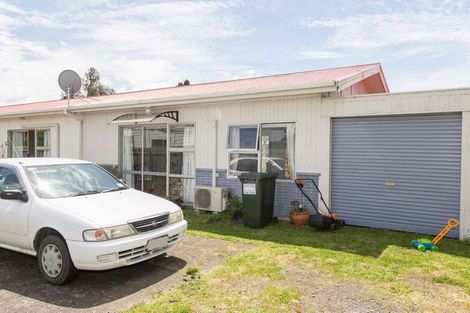 Photo of property in 4/222 High Street, Dannevirke, 4930