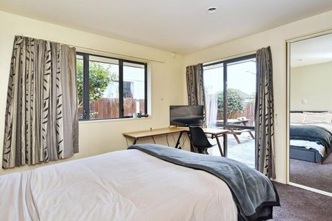 Photo of property in 1 Roche Avenue, Upper Riccarton, Christchurch, 8041