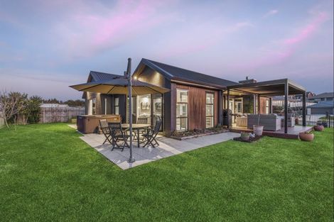 Photo of property in 8 Rylstone Way, Te Kauwhata, 3710