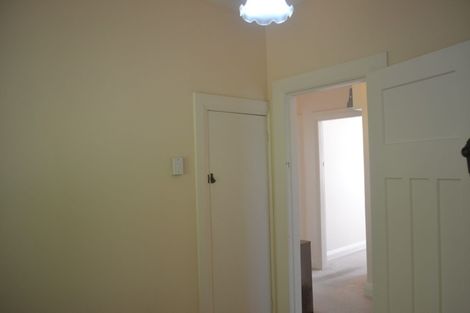 Photo of property in 32 Reuben Avenue, Brooklyn, Wellington, 6021