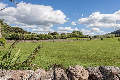 Photo of property in 5 Grand Hills Lane, Maunu, 0179