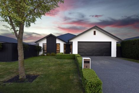 Photo of property in 4 Papawai Drive, Rangiora, 7400