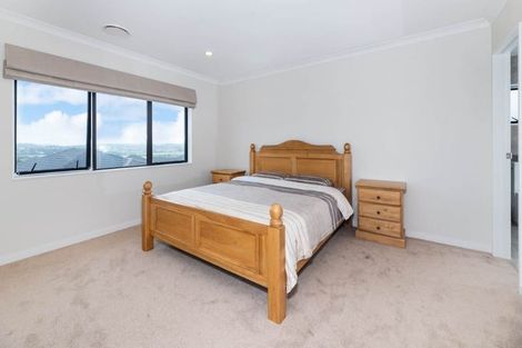 Photo of property in 11 Harvest Avenue, Orewa, 0931