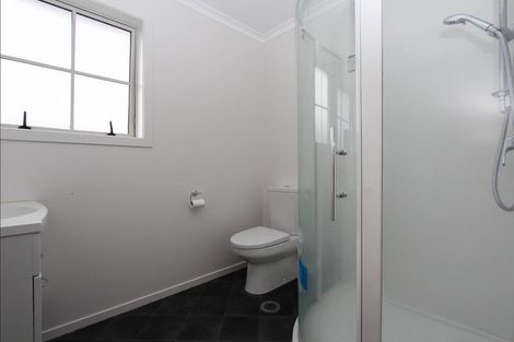 Photo of property in 33 Chiefs Court, Hamilton East, Hamilton, 3216