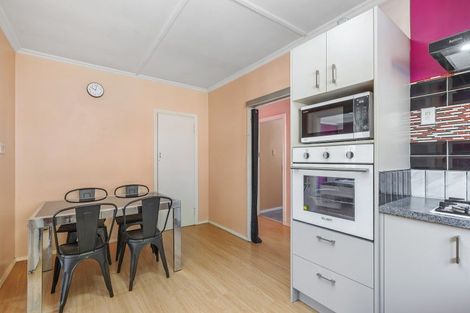 Photo of property in 28 Richmond Avenue, Karori, Wellington, 6012