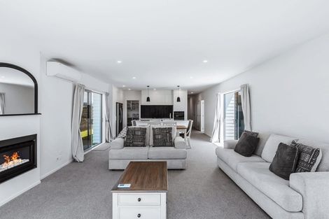 Photo of property in 15 Tai Road, Wharewaka, Taupo, 3330