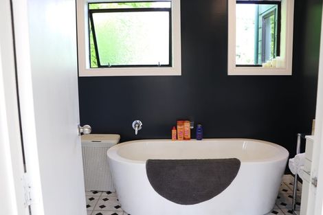 Photo of property in 80 Church Street, Reefton, 7830