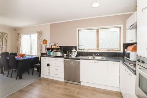 Photo of property in 15 Prinnbank Terrace, Dinsdale, Hamilton, 3204