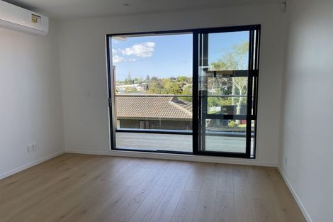 Photo of property in 14/28 Lavelle Road, Henderson, Auckland, 0612