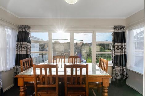 Photo of property in 950 High Street, Avalon, Lower Hutt, 5011