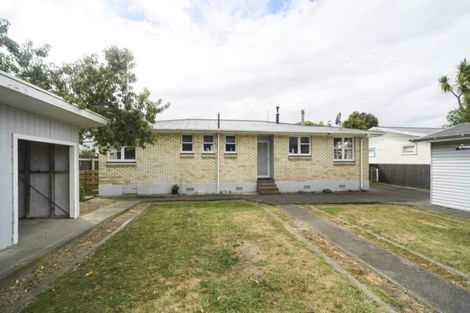 Photo of property in 24 Potaka Street, Marton, 4710