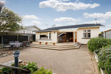 Photo of property in 51 Dahlia Street, Palmerston North, 4410