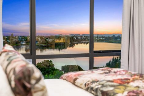 Photo of property in 17a Constable Lane, West Harbour, Auckland, 0618