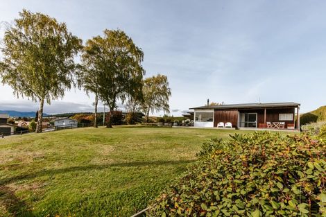 Photo of property in 3 Beech Street, Wanaka, 9305