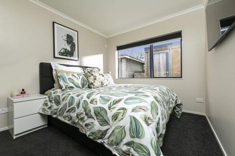 Photo of property in 51 Jadewynn Drive, Massey, Auckland, 0614