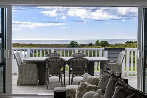 Photo of property in 606a Papamoa Beach Road, Papamoa Beach, Papamoa, 3118