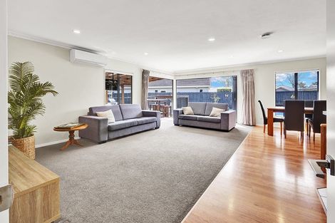 Photo of property in 38 Nielsen Gardens, Rototuna, Hamilton, 3210