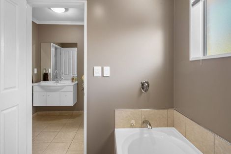 Photo of property in 36 Kensington Avenue, Rangiora, 7400