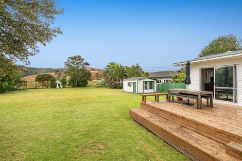 Photo of property in 50 Awaroa Road, Helensville, 0800