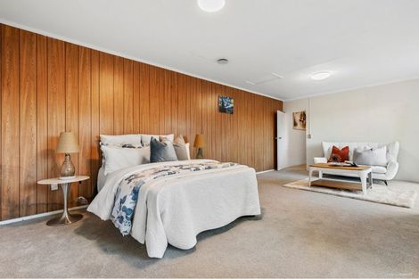 Photo of property in 29 Jellicoe Road, Murrays Bay, Auckland, 0630