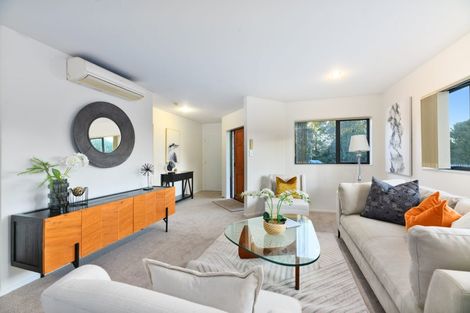 Photo of property in 6 Riverglade Parkway, Te Atatu South, Auckland, 0610