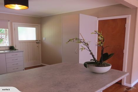 Photo of property in 5f2 Wilmshurst Place, Tawa, Wellington, 5028