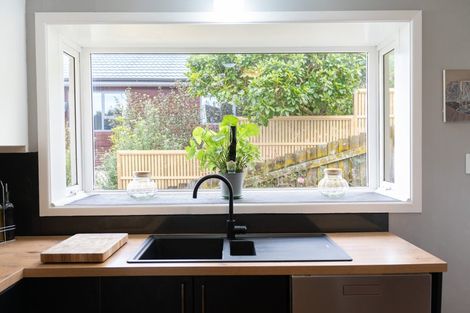 Photo of property in 1 Rimu Street, Tawa, Wellington, 5028