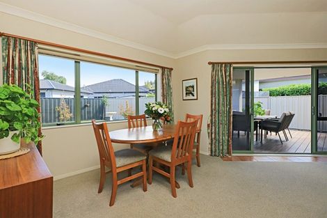 Photo of property in 12 Pinotage Drive, Greenmeadows, Napier, 4112