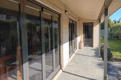 Photo of property in 24 Delta Mews Place, Clive, 4102