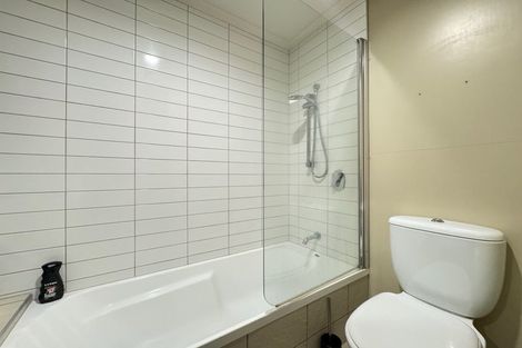 Photo of property in Onslow Heights, 17d Onslow Road, Khandallah, Wellington, 6035