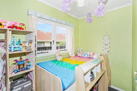 Photo of property in 22 Laurie Avenue, Papakura, 2110