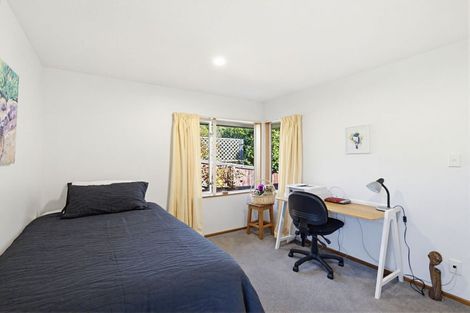Photo of property in 96a Warren Crescent, Hillmorton, Christchurch, 8025