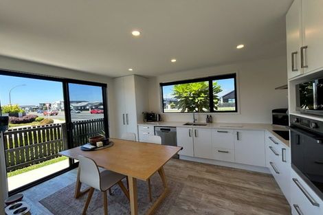 Photo of property in 3 Bronze Court, Papamoa, 3118
