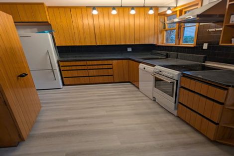 Photo of property in 43 Gordon Road, Plimmerton, Porirua, 5026