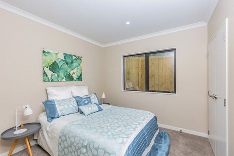 Photo of property in 10a Nielsen Place, Massey, Auckland, 0614
