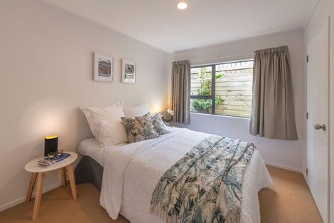 Photo of property in 2 Alister Way, Churton Park, Wellington, 6037