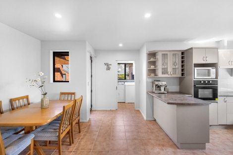 Photo of property in 10 Evatt Street, Bryndwr, Christchurch, 8053