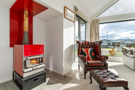 Photo of property in 3 Hartley Avenue, Carterton, 5713