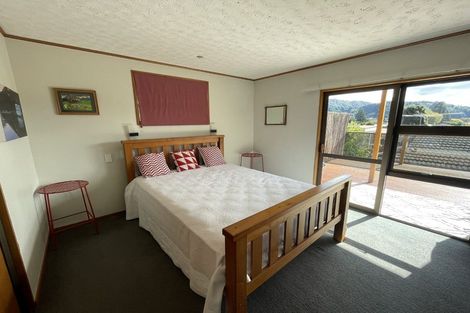 Photo of property in 73 Devon Street, Picton, 7220