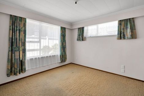 Photo of property in 2/56 Young Street, New Plymouth, 4310