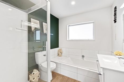 Photo of property in 5a Sharda Grove, Paraparaumu Beach, Paraparaumu, 5032