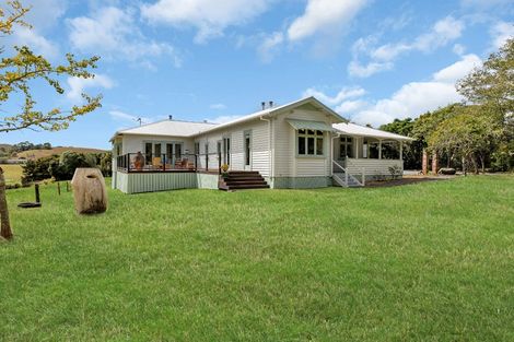 Photo of property in 285 Pataua North Road, Whareora, Whangarei, 0175