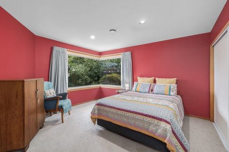 Photo of property in 31 Millcroft Place, Parklands, Christchurch, 8083