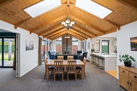 Photo of property in 42a&b Kelliher Drive, Wanaka, 9305