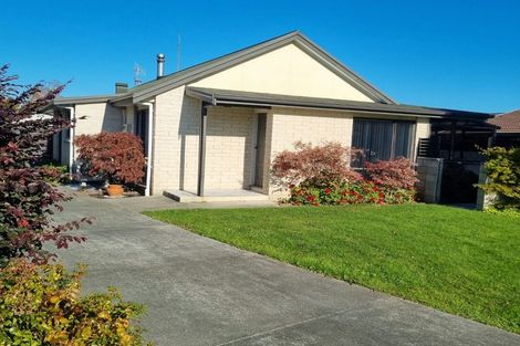 Photo of property in 11 Lowther Place, Taradale, Napier, 4112